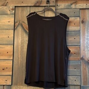 ZYIA Black running Muscle Tee for men with reflective trim